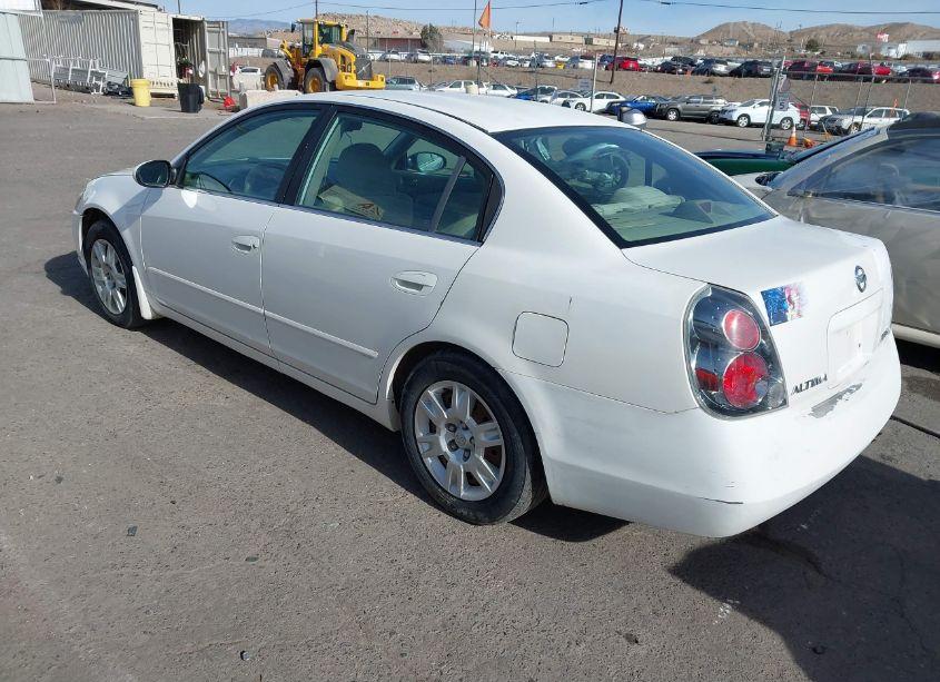 Photo 3 of 2005 Nissan Altima 2.5 S (VIN 1N4AL11D95N921619)