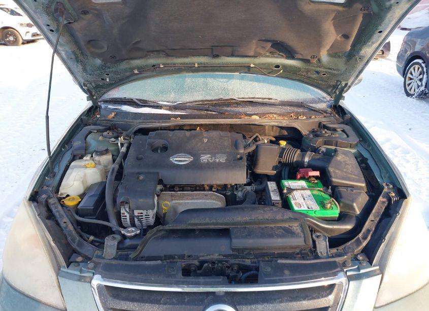 Photo 10 of 2002 Nissan Altima 2.5 S (VIN 1N4AL11DX2C154970)