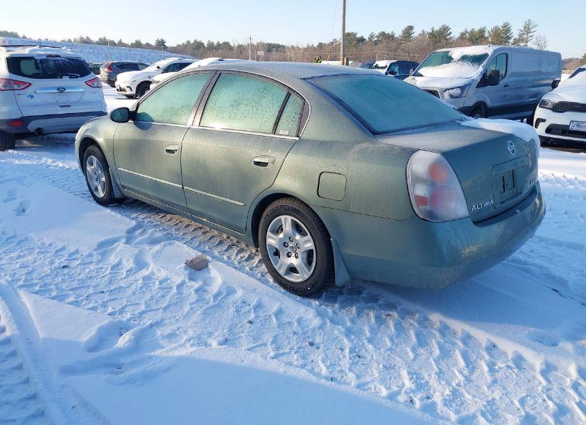 Photo 3 of 2002 Nissan Altima 2.5 S (VIN 1N4AL11DX2C154970)