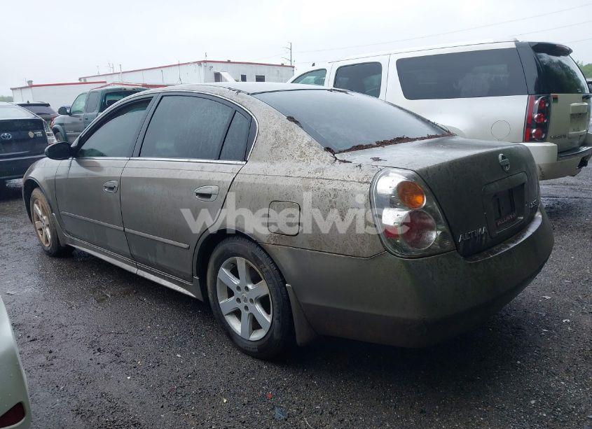 Photo 3 of 2002 Nissan Altima 2.5 S (VIN 1N4AL11DX2C208557)