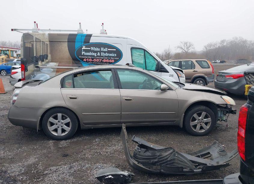 Photo 14 of 2004 Nissan Altima 2.5 S (VIN 1N4AL11DX4C109515)