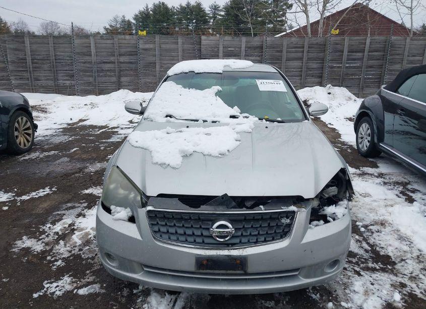Photo 13 of 2005 Nissan Altima (VIN 1N4AL11DX5C136568)