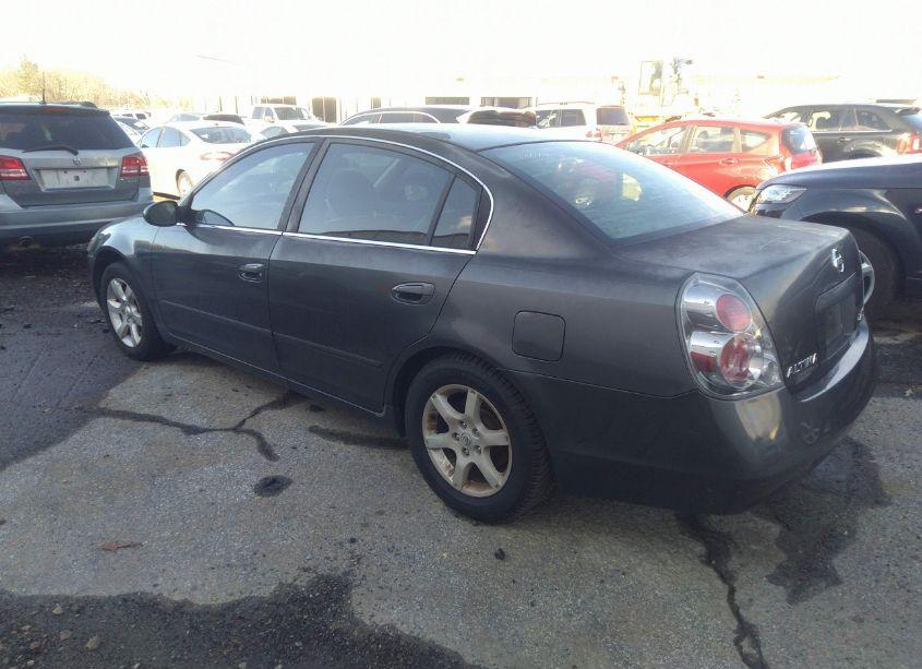 Photo 3 of 2005 Nissan Altima 2.5 S (VIN 1N4AL11DX5C337581)