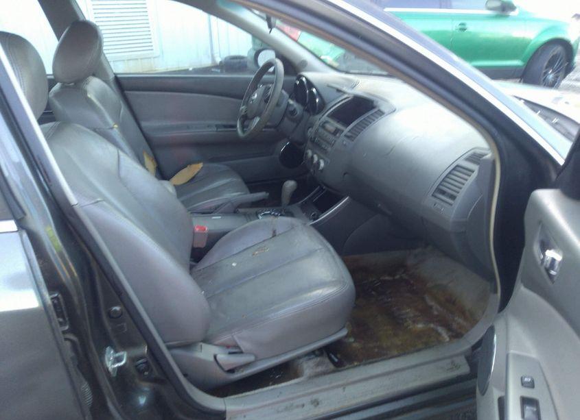 Photo 5 of 2005 Nissan Altima 2.5 S (VIN 1N4AL11DX5C337581)