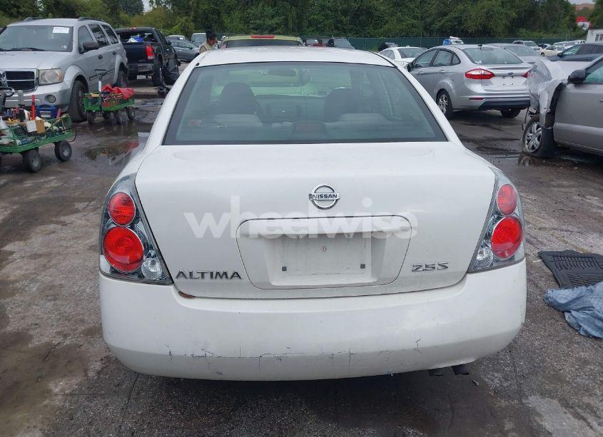Photo 16 of 2005 Nissan Altima 2.5 S (VIN 1N4AL11DX5C341579)