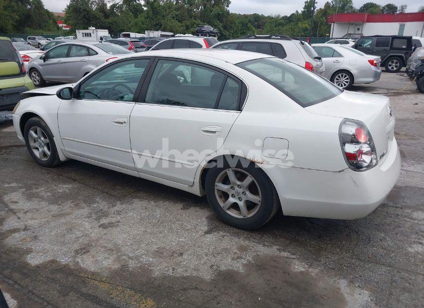 Photo 3 of 2005 Nissan Altima 2.5 S (VIN 1N4AL11DX5C341579)