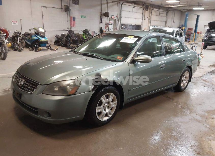 Photo 2 of 2005 Nissan Altima 2.5 S (VIN 1N4AL11DX5C345406)