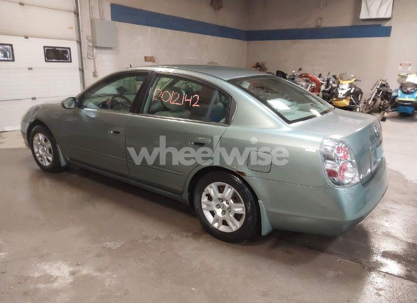 Photo 3 of 2005 Nissan Altima 2.5 S (VIN 1N4AL11DX5C345406)