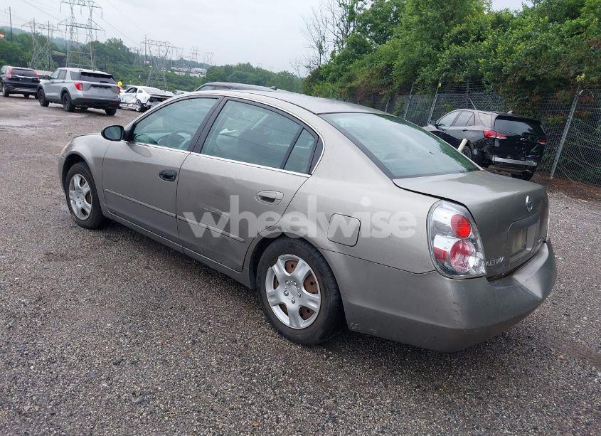 Photo 3 of 2005 Nissan Altima 2.5 S (VIN 1N4AL11DX5C360486)