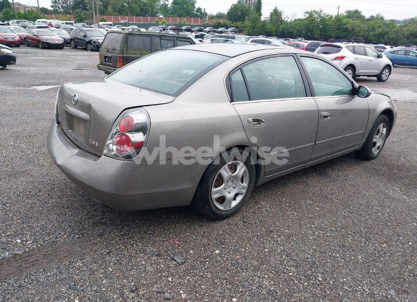 Photo 4 of 2005 Nissan Altima 2.5 S (VIN 1N4AL11DX5C360486)