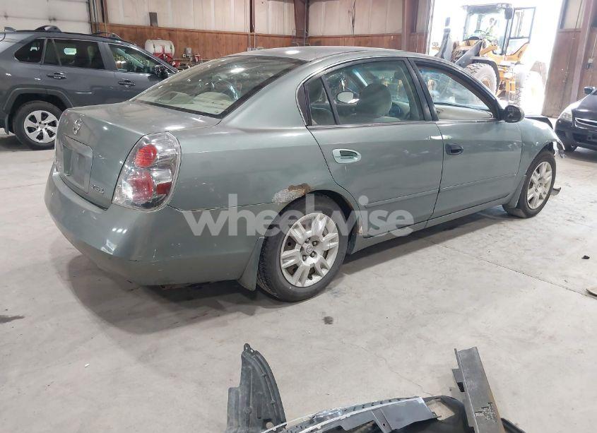Photo 4 of 2005 Nissan Altima 2.5 S (VIN 1N4AL11DX5N431688)