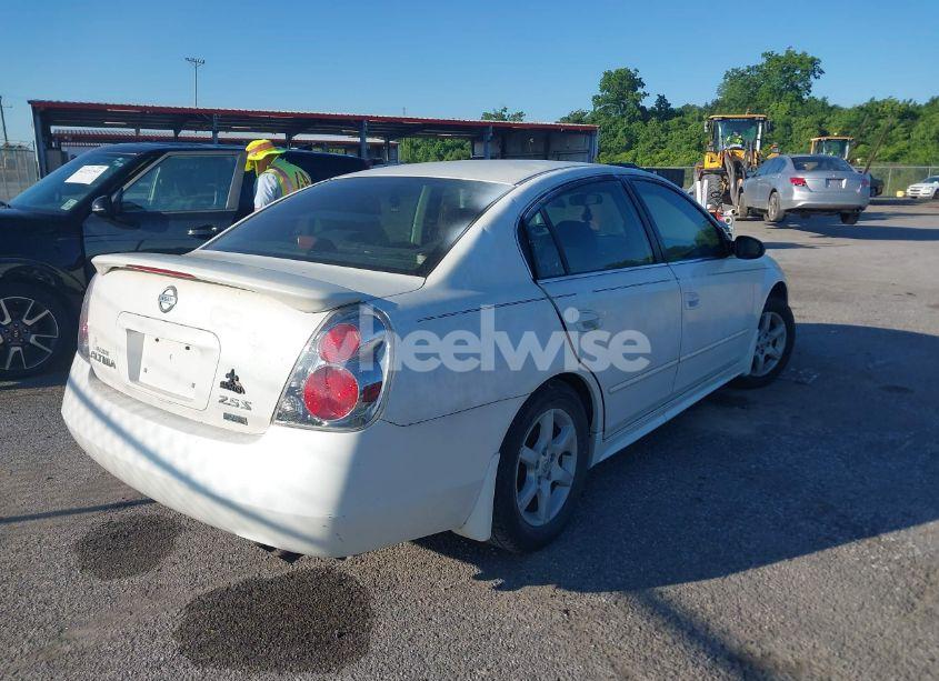 Photo 4 of 2006 Nissan Altima 2.5 S (VIN 1N4AL11DX6N350272)