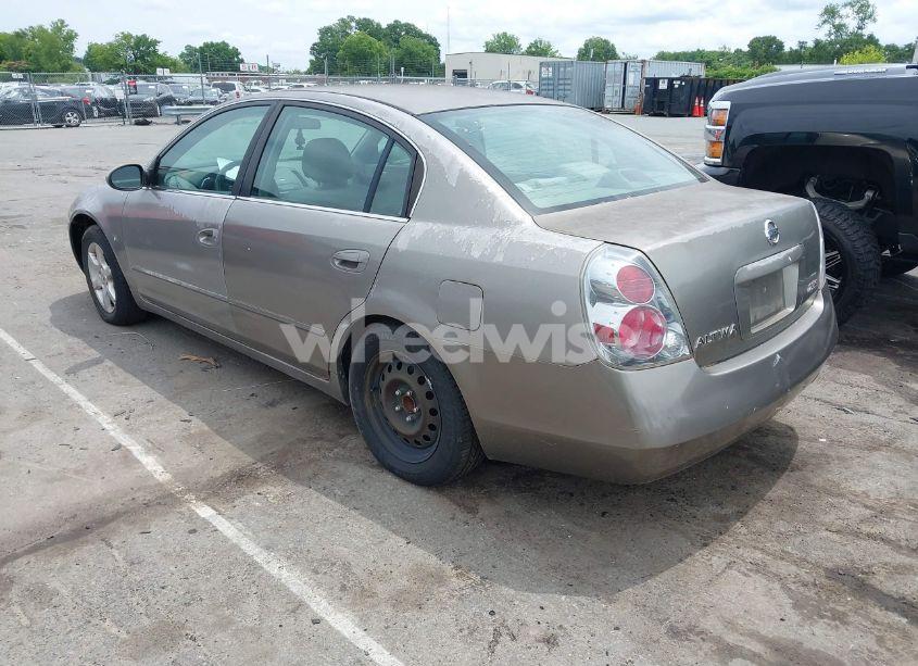Photo 3 of 2005 Nissan Altima 2.5 S (VIN 1N4AL11E05C141724)