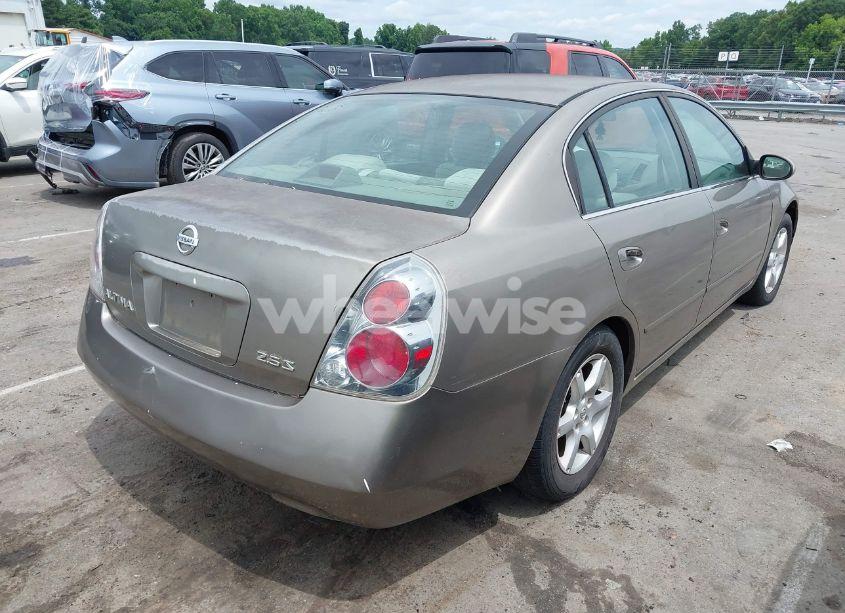 Photo 4 of 2005 Nissan Altima 2.5 S (VIN 1N4AL11E05C141724)
