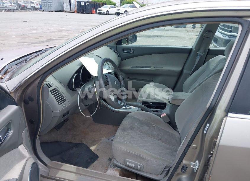 Photo 5 of 2005 Nissan Altima 2.5 S (VIN 1N4AL11E05C141724)