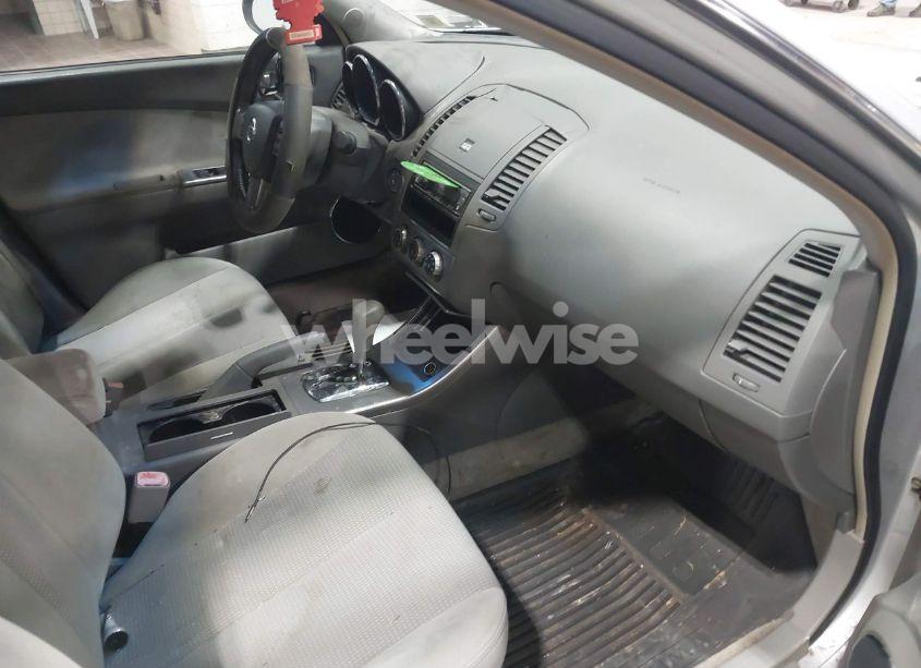 Photo 5 of 2005 Nissan Altima 2.5 S (VIN 1N4AL11E15C124530)