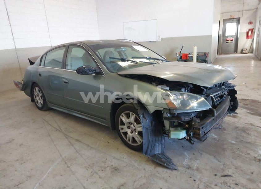 2005 Nissan Altima 2.5 S (VIN 1N4AL11E15N478908) main photo