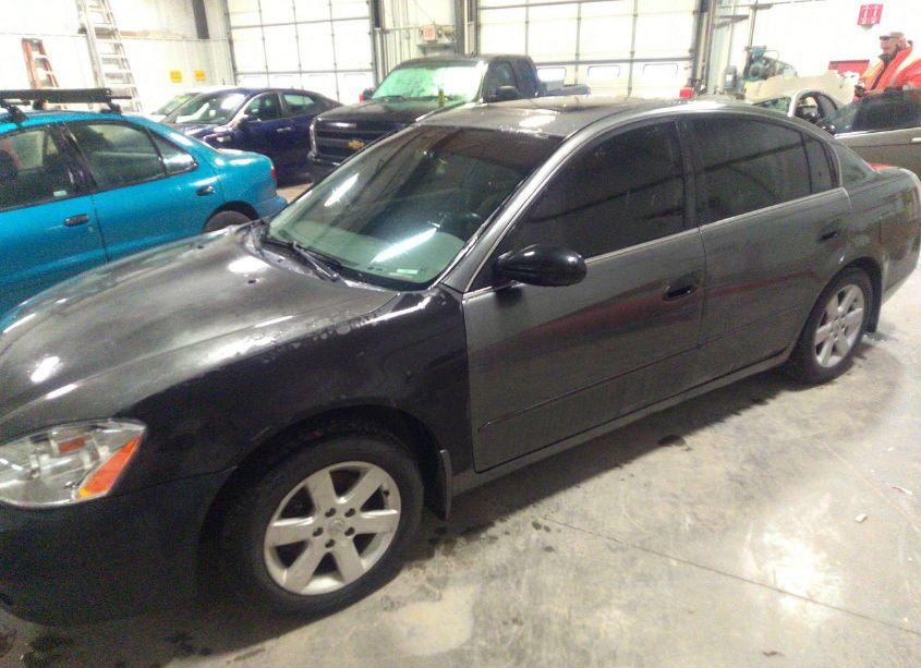 Photo 6 of 2004 Nissan Altima 2.5 S (VIN 1N4AL11E44C133396)