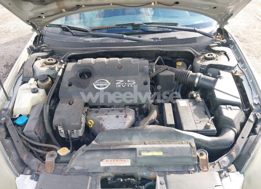 Photo 10 of 2005 Nissan Altima 2.5 S (VIN 1N4AL11E55C207281)