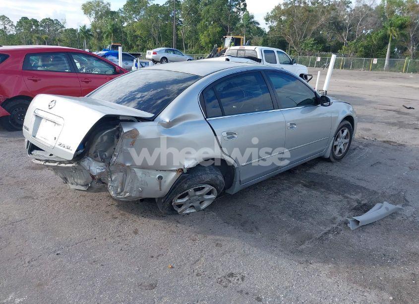 Photo 4 of 2005 Nissan Altima 2.5 S (VIN 1N4AL11E55C207281)