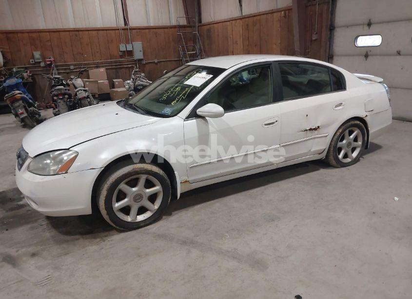 Photo 2 of 2004 Nissan Altima 2.5 S (VIN 1N4AL11E64C103543)