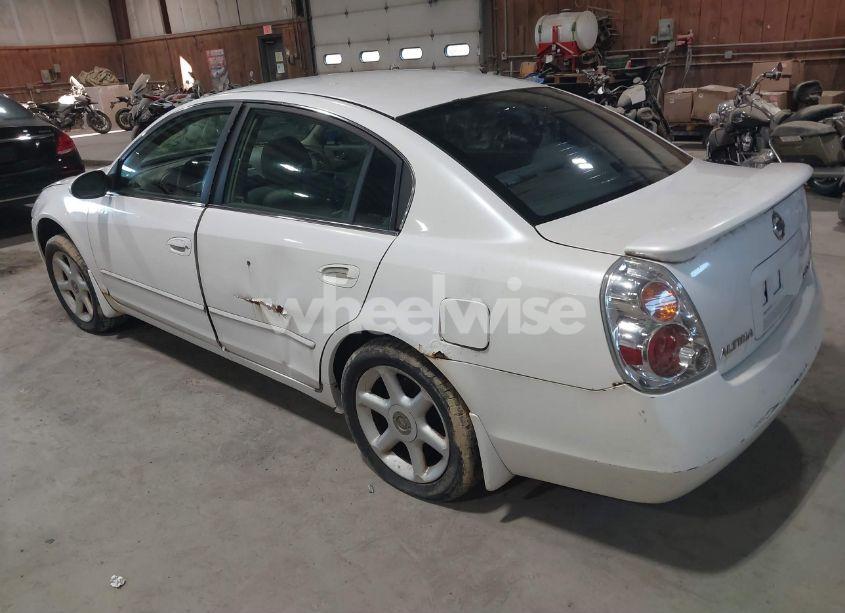 Photo 3 of 2004 Nissan Altima 2.5 S (VIN 1N4AL11E64C103543)