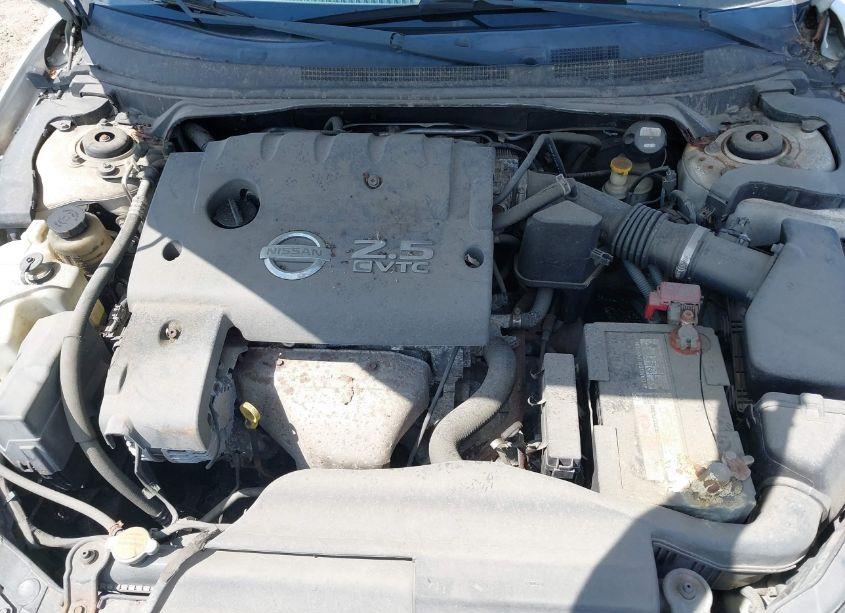 Photo 10 of 2005 Nissan Altima 2.5 S (VIN 1N4AL11E75C153367)