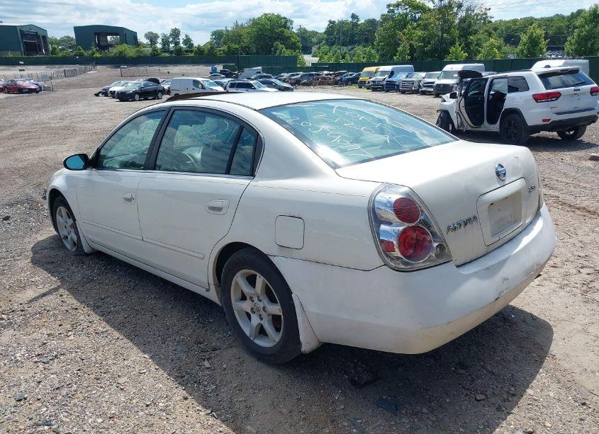 Photo 3 of 2005 Nissan Altima 2.5 S (VIN 1N4AL11E75C153367)