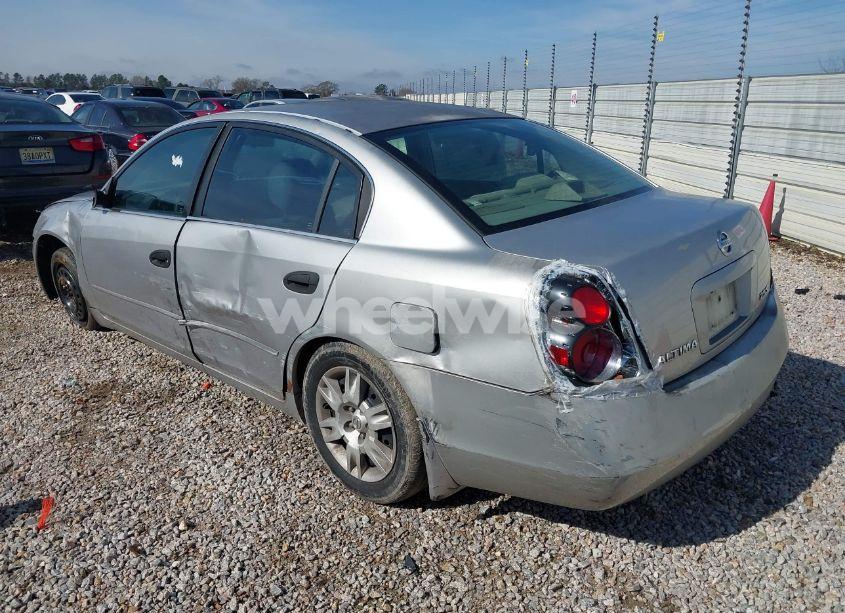 Photo 3 of 2005 Nissan Altima 2.5 S (VIN 1N4AL11E75N455598)