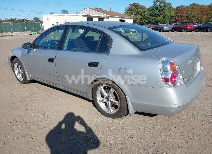Photo 3 of 2002 Nissan Altima 2.5 S (VIN 1N4AL11E82C215662)
