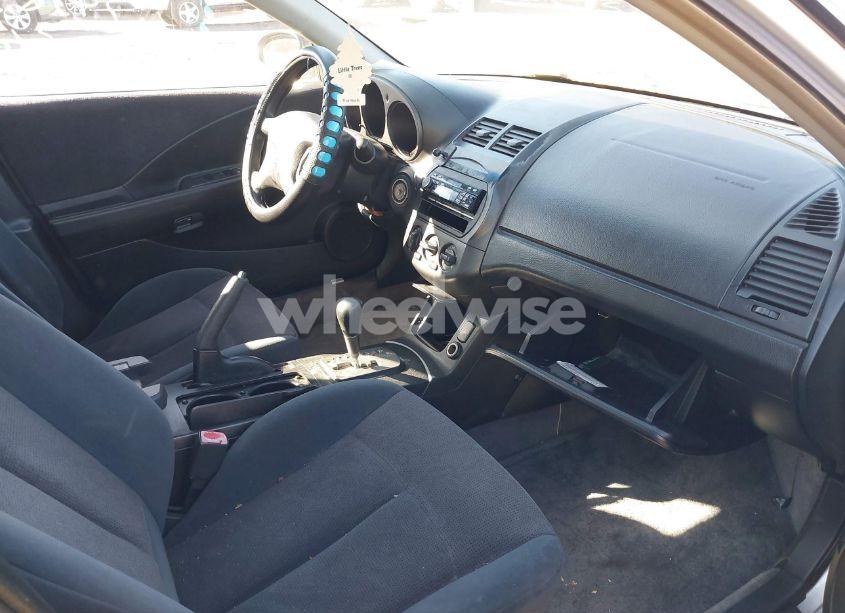 Photo 5 of 2002 Nissan Altima 2.5 S (VIN 1N4AL11E82C215662)