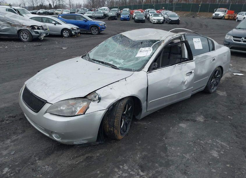 Photo 2 of 2004 Nissan Altima 2.5 S (VIN 1N4AL11E94C105271)