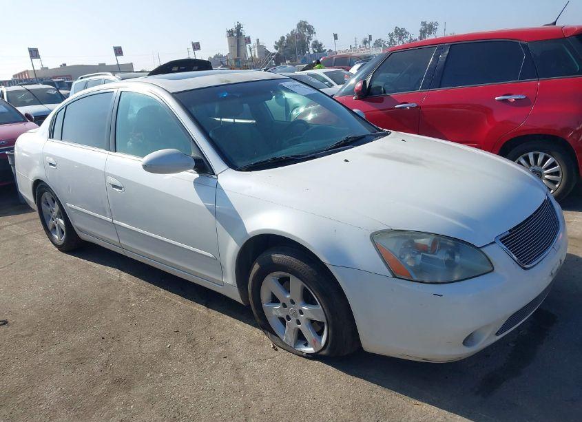 2002 Nissan Altima S/SL (VIN 1N4AL11EX2C118012) main photo