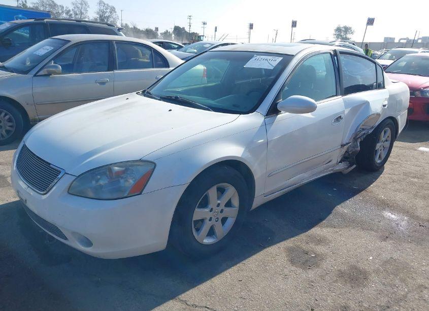 Photo 2 of 2002 Nissan Altima S/SL (VIN 1N4AL11EX2C118012)