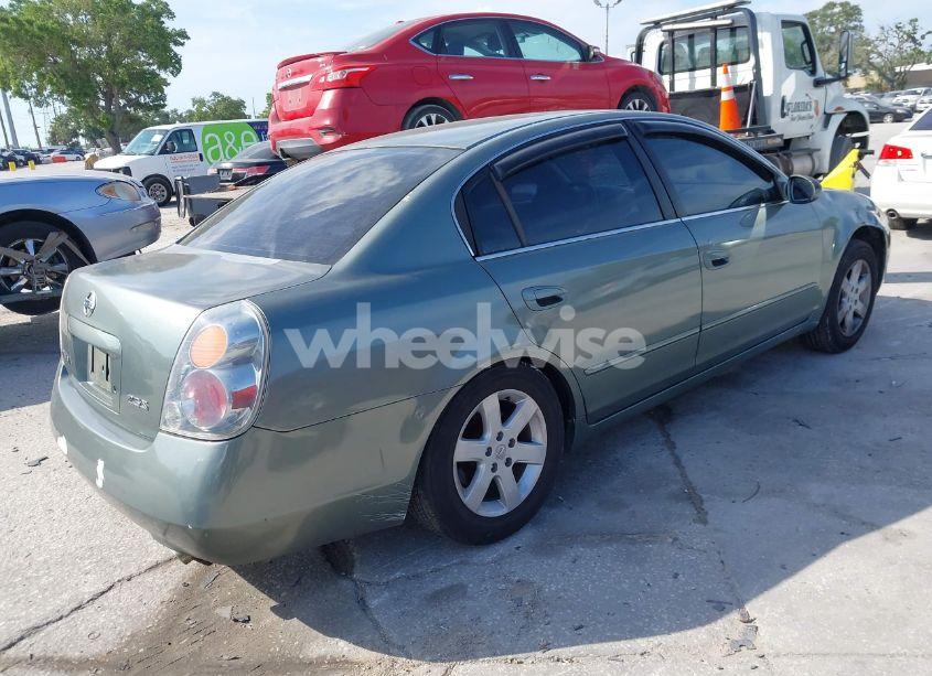 Photo 4 of 2004 Nissan Altima 2.5 S (VIN 1N4AL11EX4C101133)