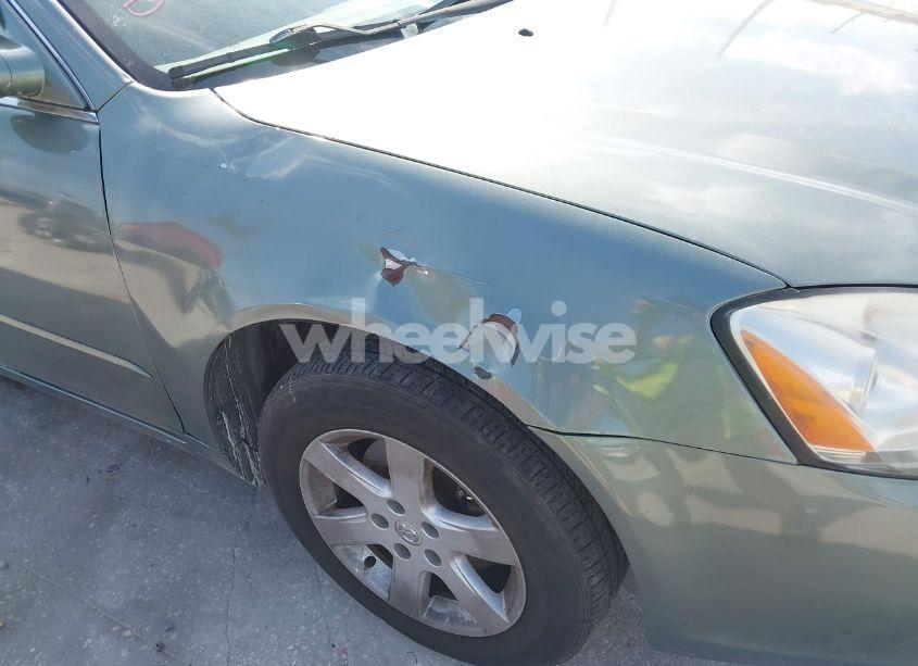 Photo 6 of 2004 Nissan Altima 2.5 S (VIN 1N4AL11EX4C101133)
