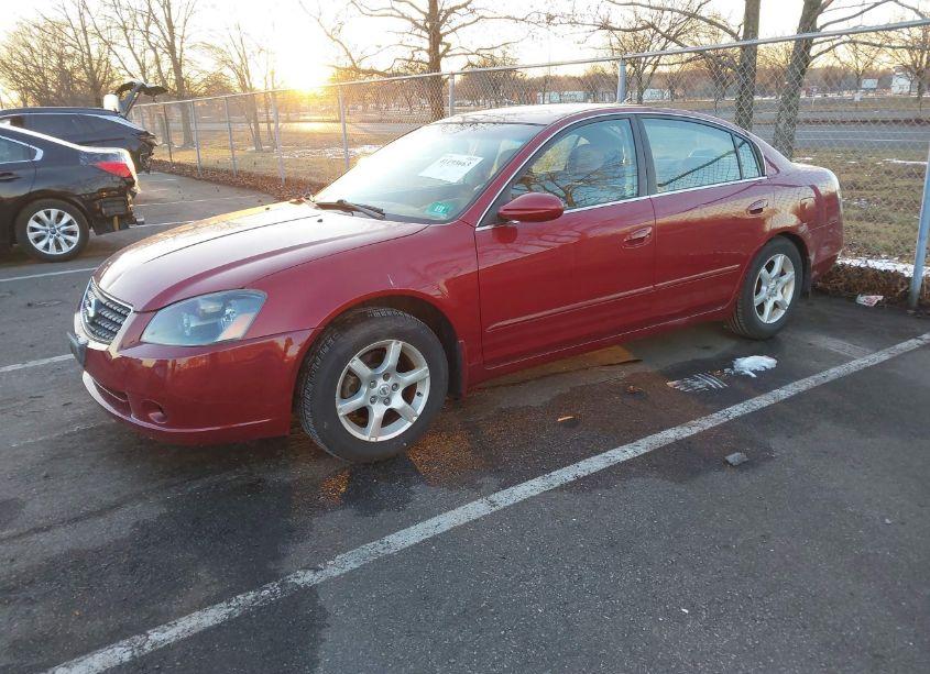 Photo 2 of 2005 Nissan Altima 2.5 S (VIN 1N4AL11EX5C339646)