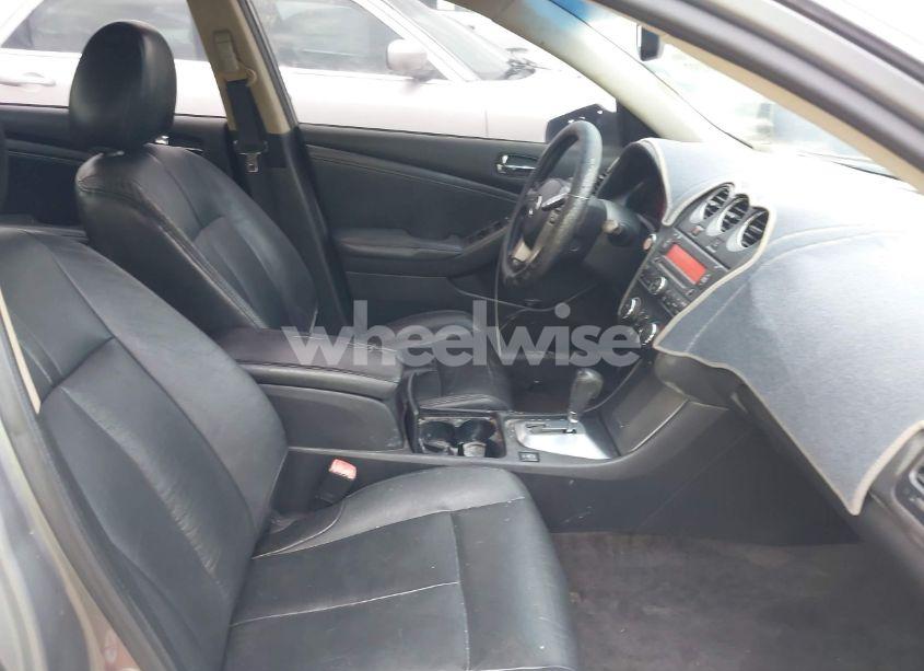 Photo 5 of 2009 Nissan Altima 2.5 S (VIN 1N4AL21E09C183970)