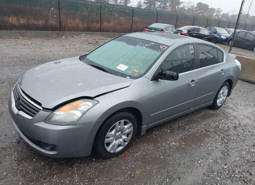 Photo 2 of 2009 Nissan Altima 2.5 S (VIN 1N4AL21E09N452344)
