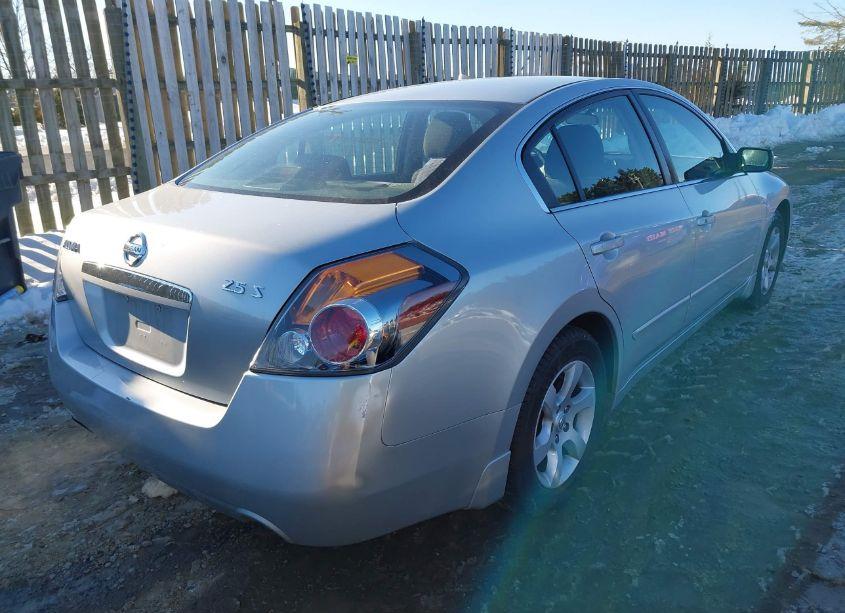 Photo 4 of 2009 Nissan Altima 2.5 S (VIN 1N4AL21E09N503888)