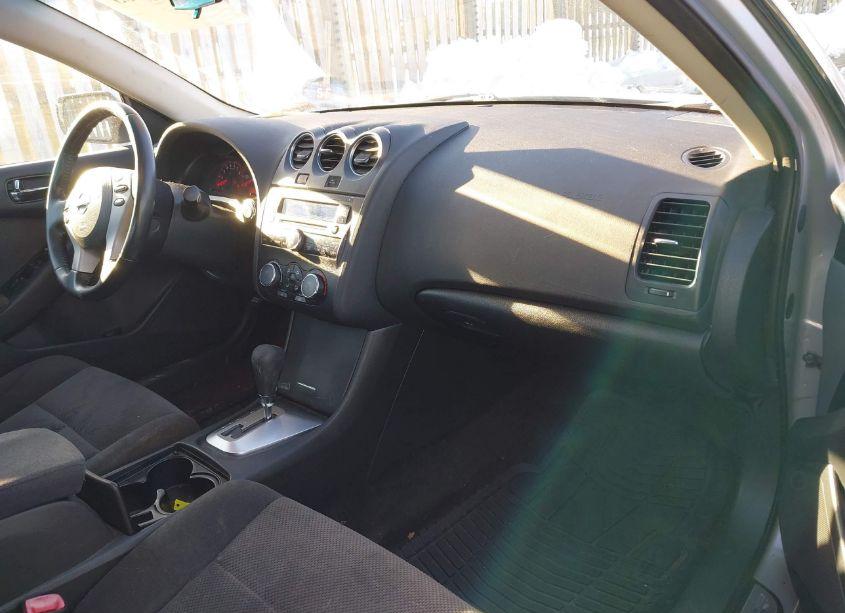 Photo 5 of 2009 Nissan Altima 2.5 S (VIN 1N4AL21E09N503888)