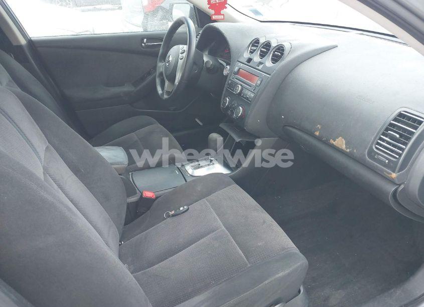 Photo 5 of 2009 Nissan Altima 2.5 S (VIN 1N4AL21E09N547874)