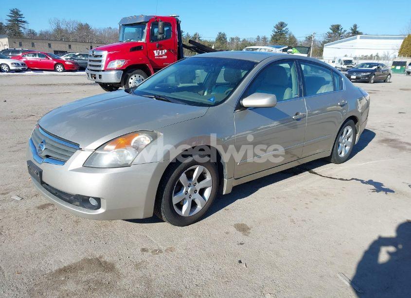 Photo 2 of 2009 Nissan Altima 2.5 S (VIN 1N4AL21E09N560687)