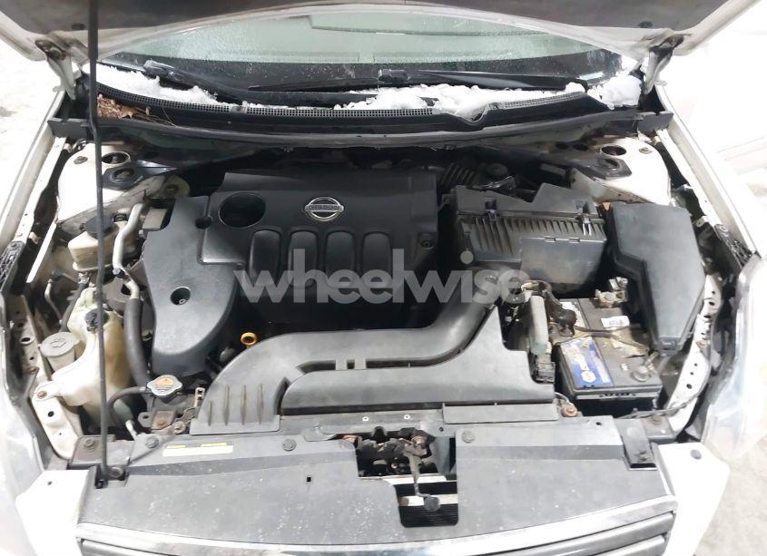 Photo 10 of 2009 Nissan Altima 2.5 S (VIN 1N4AL21E19C100630)