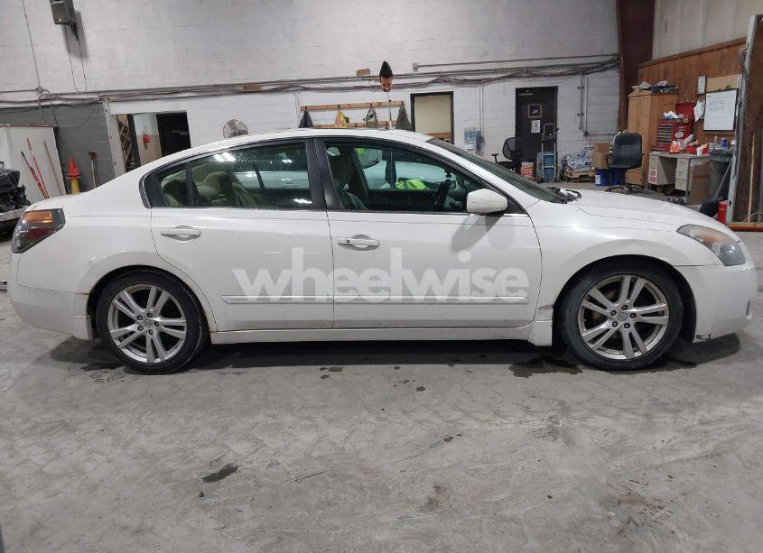 Photo 14 of 2009 Nissan Altima 2.5 S (VIN 1N4AL21E19C100630)