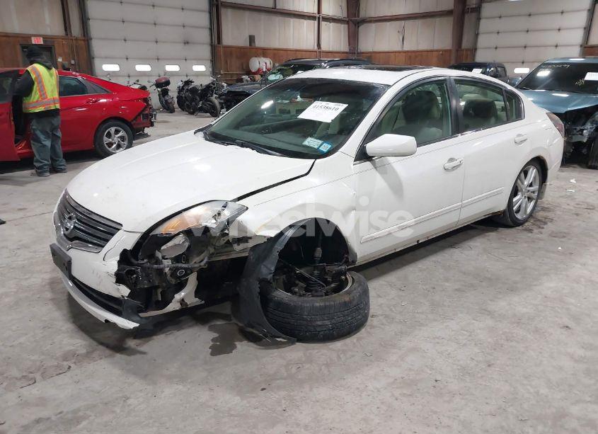 Photo 2 of 2009 Nissan Altima 2.5 S (VIN 1N4AL21E19C100630)