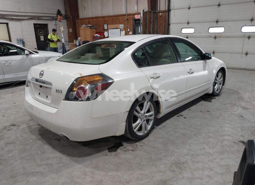 Photo 4 of 2009 Nissan Altima 2.5 S (VIN 1N4AL21E19C100630)