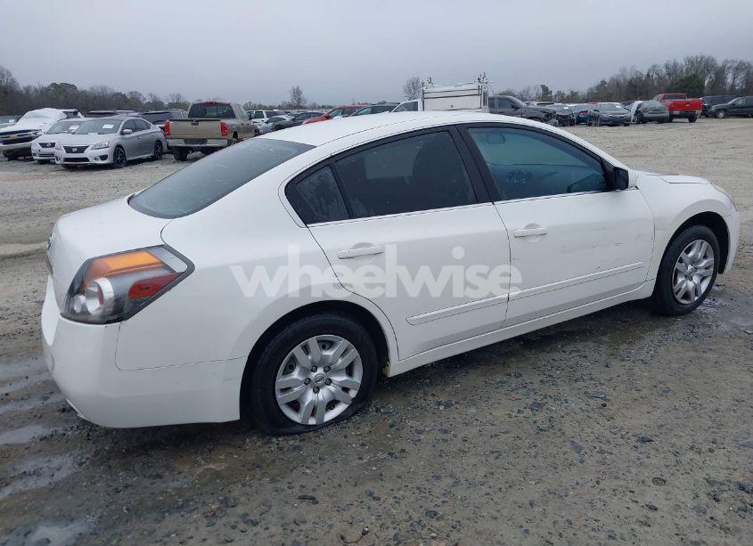 Photo 4 of 2009 Nissan Altima 2.5 (VIN 1N4AL21E19C103074)