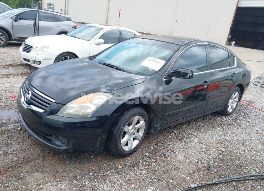 Photo 2 of 2009 Nissan Altima 2.5 S (VIN 1N4AL21E19C117041)