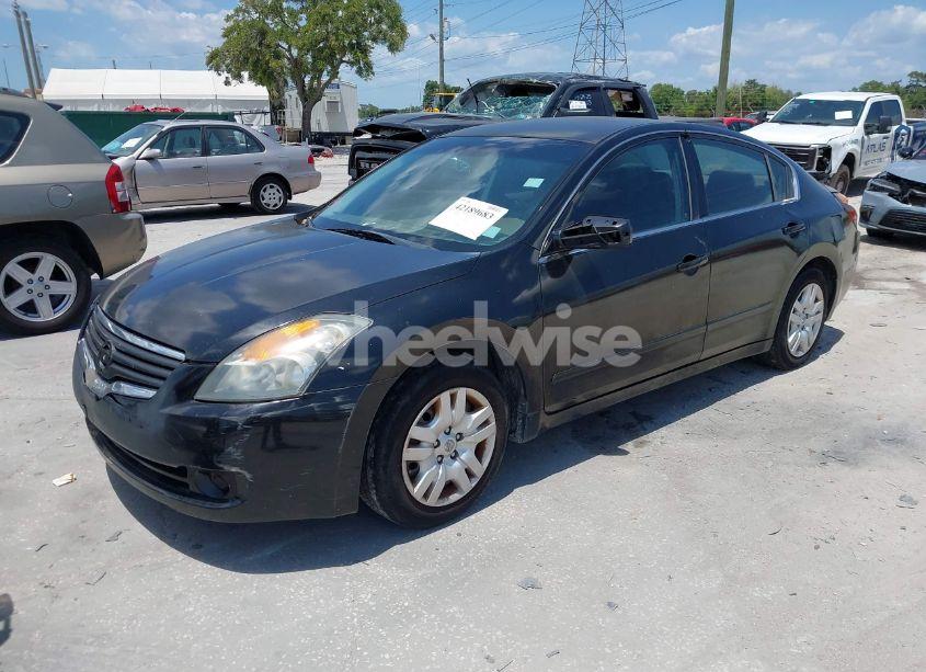 Photo 2 of 2009 Nissan Altima 2.5 (VIN 1N4AL21E19C120148)